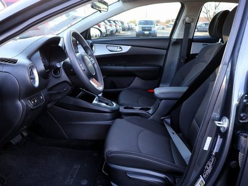 Used 2024 Kia Forte LXS w/ LXS Technology Package image 23