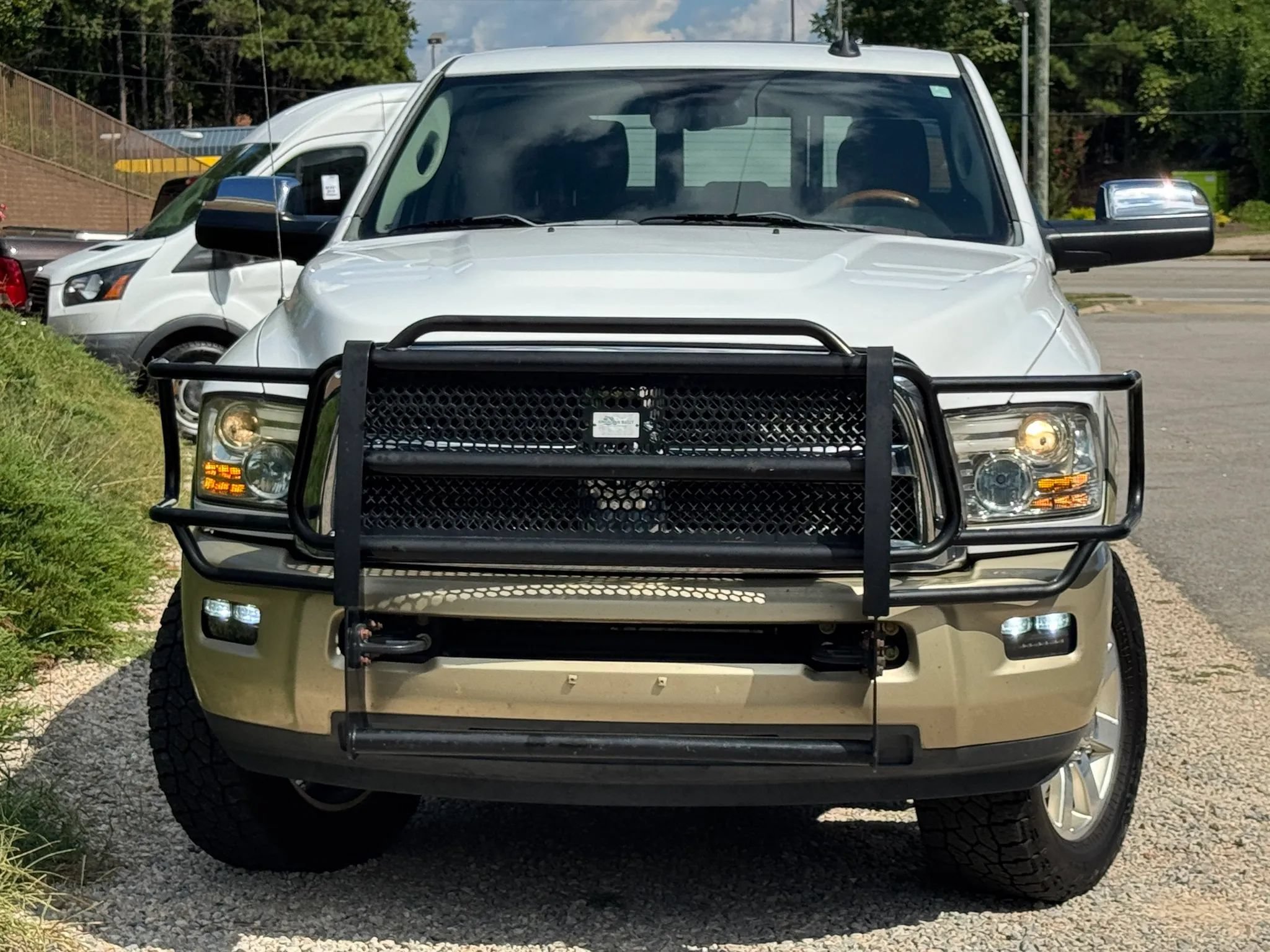 Used 2015 RAM 3500 Laramie Longhorn AWD/4WD image 4