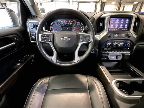 Used 2020 Chevrolet Silverado 1500 LT Trail Boss image 17