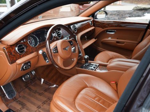 Used 2011 Bentley Mulsanne image 22