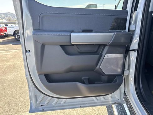 New 2025 Ford F250 Lariat w/ FX4 Off-Road Package image 21