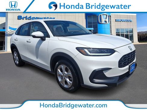 Used 2023 Honda HR-V LX image 1