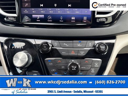 Certified 2023 Chrysler Pacifica Touring-L FWD image 42