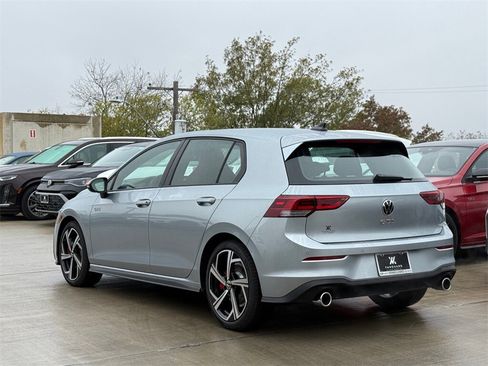 New 2026 Volkswagen GTI SE image 10