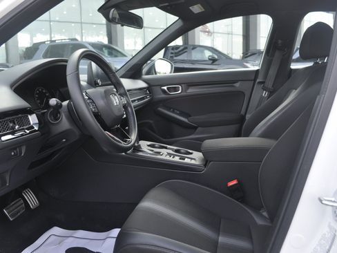 Used 2023 Honda Civic Sport image 15