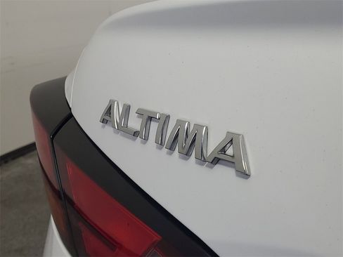 Used 2019 Nissan Altima 2.5 S image 7