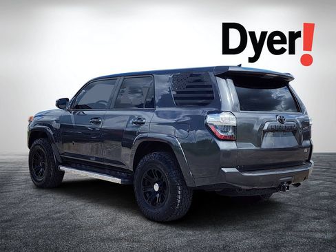 Used 2015 Toyota 4Runner SR5 RWD image 7