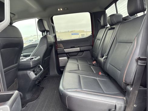 Used 2022 Ford F150 Lariat image 13