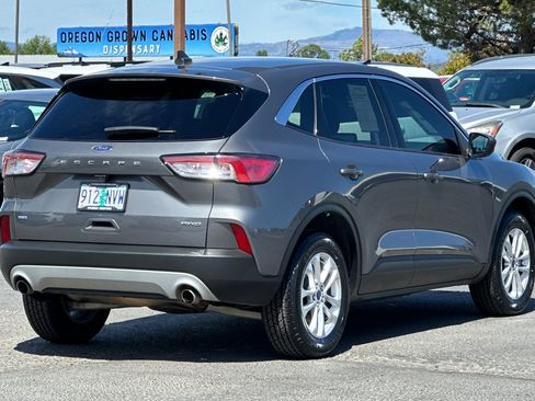 Used 2022 Ford Escape SE AWD/4WD image 4