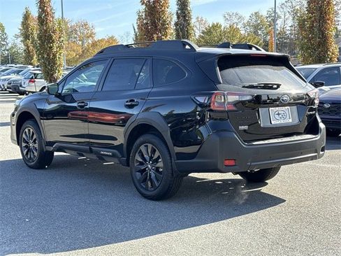 Certified 2025 Subaru Outback Onyx Edition w/ Popular Package #2 image 5