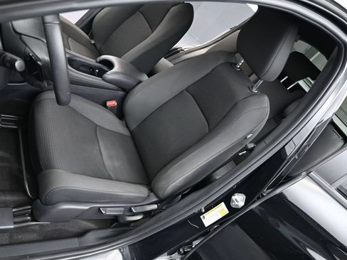 Used 2021 Honda HR-V Sport image 13
