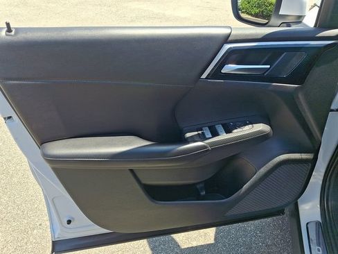 Used 2022 Mitsubishi Outlander SE AWD/4WD image 14