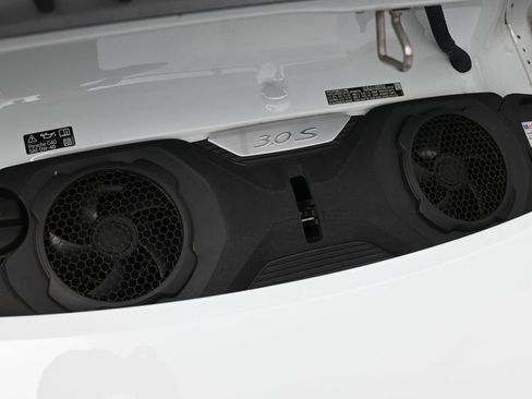 Certified 2024 Porsche 911 Carrera 4S AWD/4WD image 29