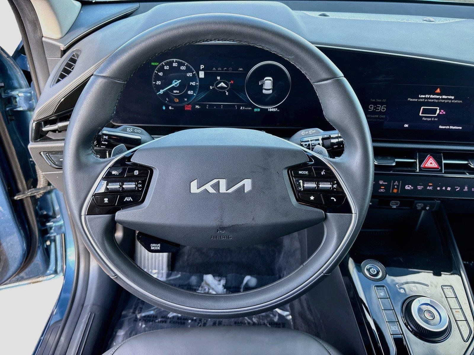 Used 2024 Kia Niro Wind FWD image 11