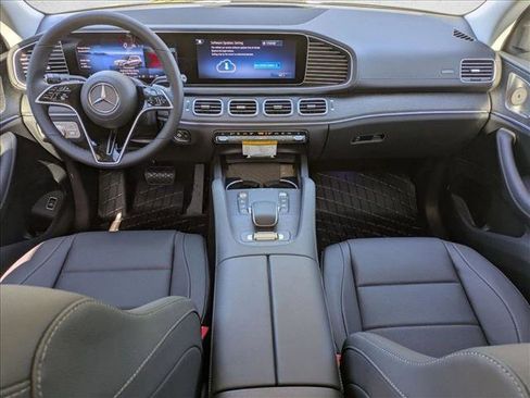 New 2026 Mercedes-Benz GLS 450 4MATIC image 15