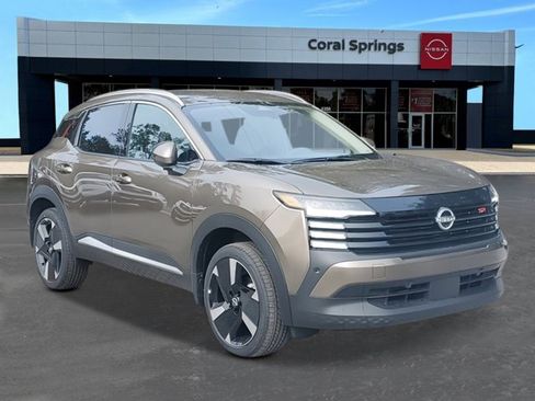 New 2026 Nissan Kicks SR image 5