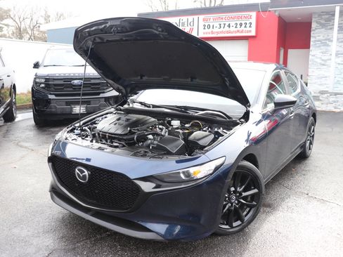 Used 2024 MAZDA MAZDA3 s image 46