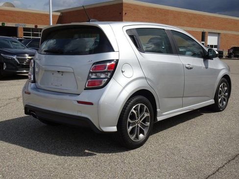 Used 2017 Chevrolet Sonic LT w/ Convenience Package image 4