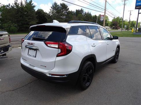 Certified 2022 GMC Terrain AT4 AWD/4WD image 5