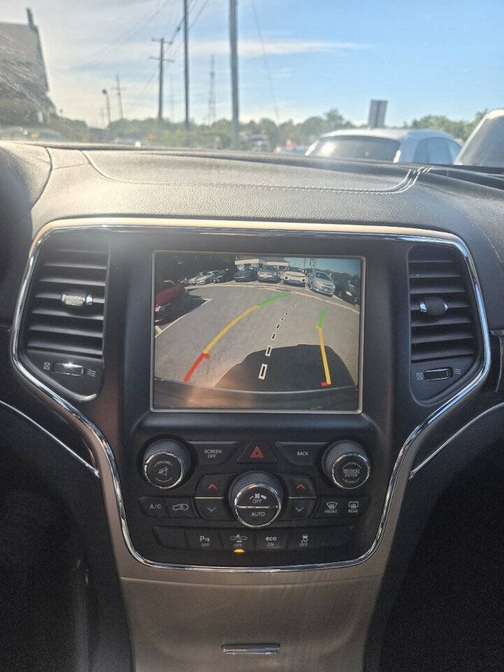 Used 2014 Jeep Grand Cherokee Overland w/ Advanced Technology Group AWD/4WD image 53
