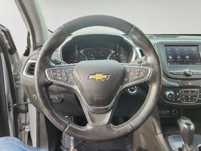 Used 2020 Chevrolet Equinox LT w/ Driver Convenience Package FWD image 13