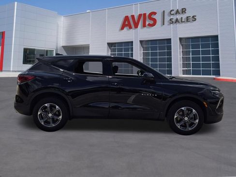 Used 2025 Chevrolet Blazer LT AWD/4WD image 5