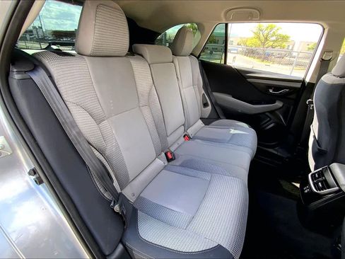 Used 2023 Subaru Outback Premium image 19