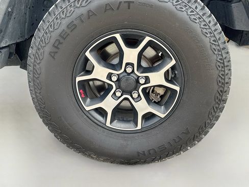 Used 2019 Jeep Wrangler Unlimited Rubicon AWD/4WD image 35