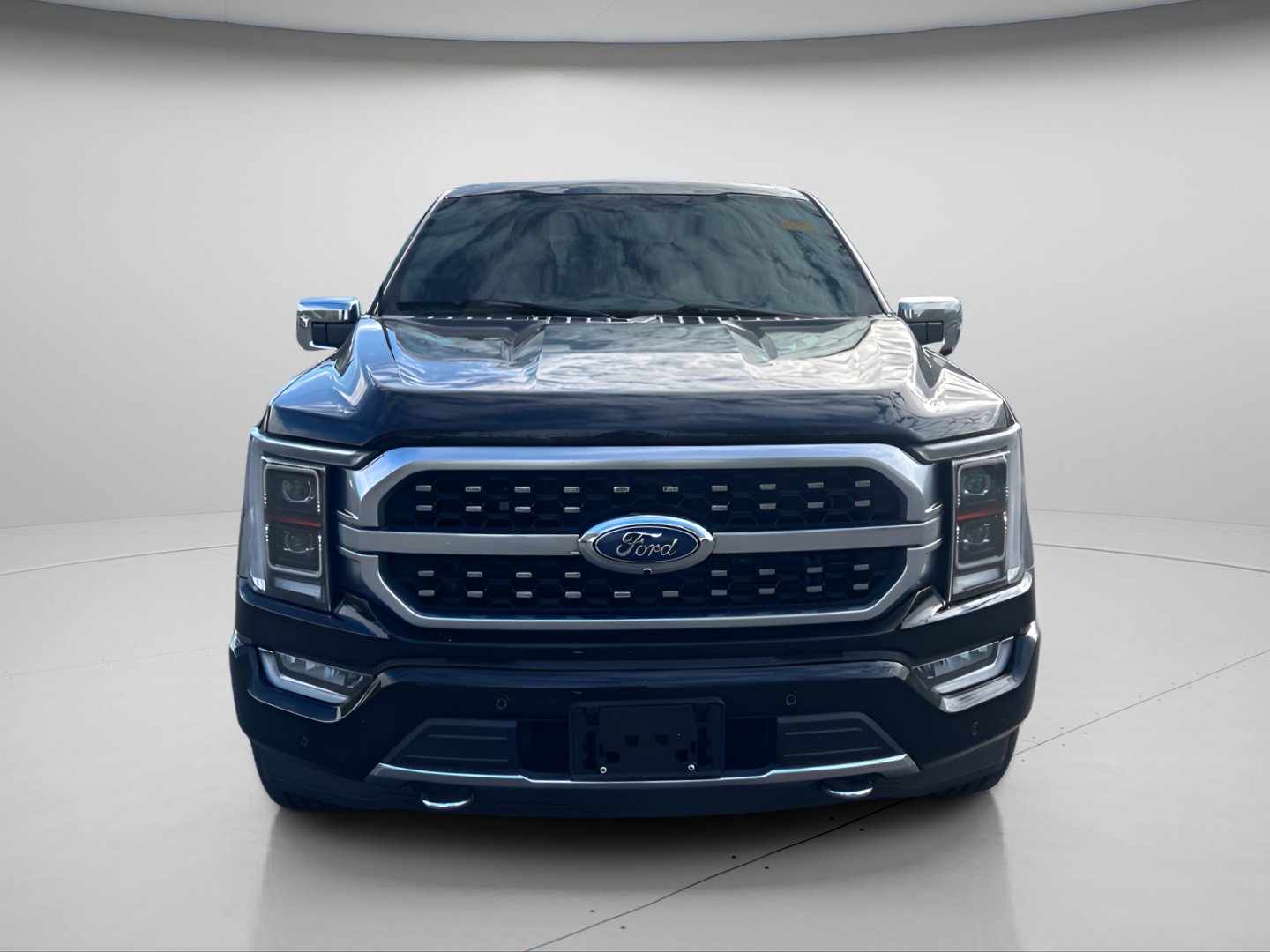 Used 2023 Ford F150 Platinum w/ Equipment Group 701A High AWD/4WD image 4