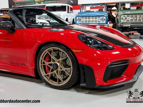 Used 2025 Porsche 718 Boxster Spyder RS image 37