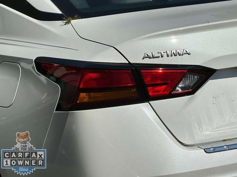 Used 2023 Nissan Altima 2.5 SV w/ SV Premium Package AWD/4WD image 15