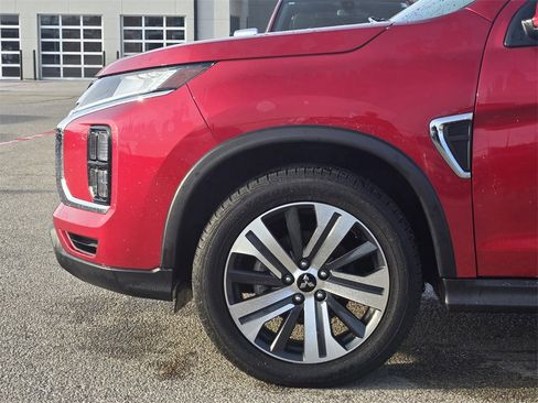 Used 2021 Mitsubishi Outlander Sport SE image 6