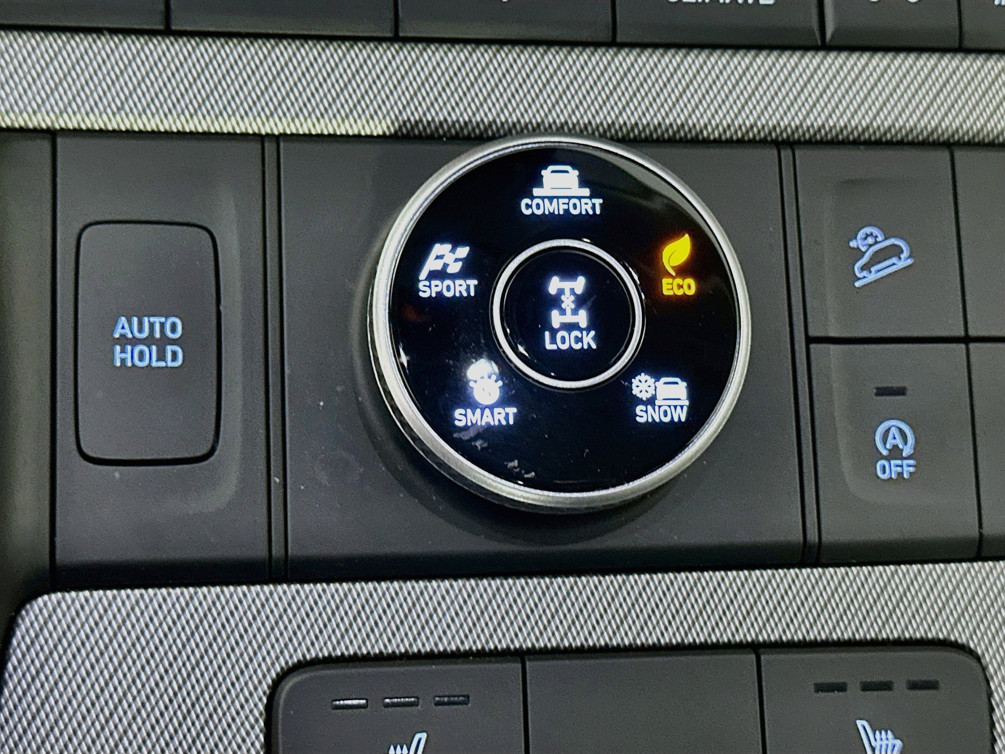 Used 2025 Hyundai Palisade SEL AWD/4WD image 26