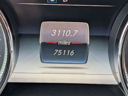 Used 2017 Mercedes-Benz E 300 image 12