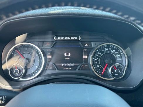 Used 2022 RAM 1500 Laramie AWD/4WD image 22