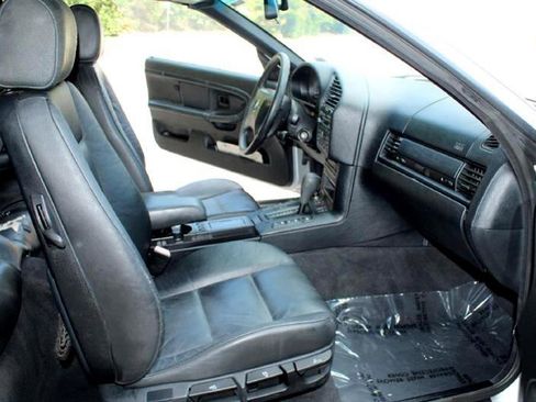 Used 1999 BMW 323i Convertible image 7