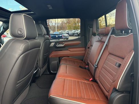 New 2026 GMC Sierra 1500 Denali Ultimate image 13