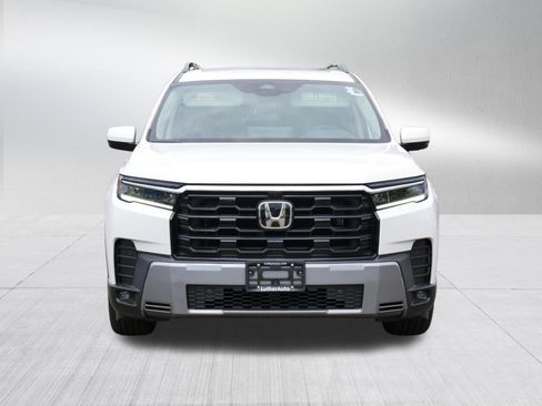 Used 2026 Honda Pilot Elite image 2