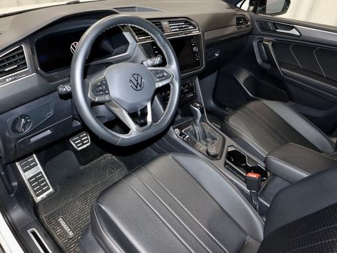 Used 2023 Volkswagen Tiguan SE R-Line AWD/4WD image 24