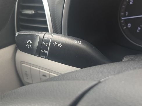 Used 2019 Hyundai Tucson SE AWD/4WD image 36