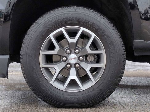 Used 2018 GMC Canyon All Terrain w/ Trailering Package image 12