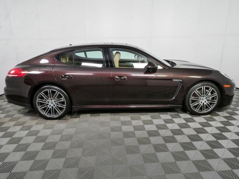 Used 2016 Porsche Panamera 4S AWD/4WD image 30