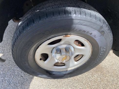 Used 2004 Chevrolet Silverado 1500 W/T image 14