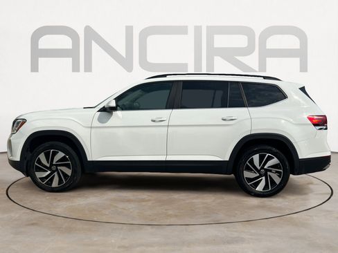 Certified 2024 Volkswagen Atlas SE FWD image 4