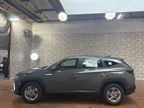 New 2026 Hyundai Tucson SE FWD image 4