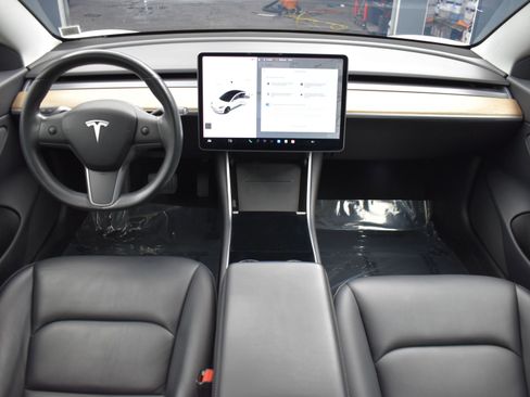 Used 2019 Tesla Model 3 Long Range image 15