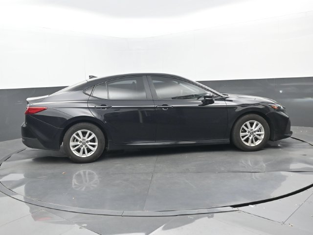 Used 2025 Toyota Camry LE FWD image 2