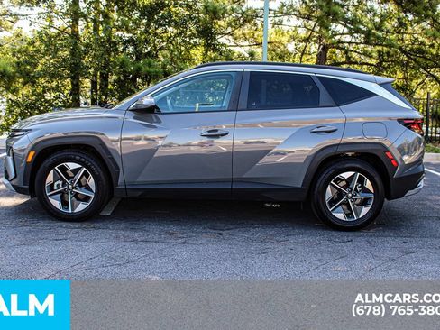 Used 2025 Hyundai Tucson SEL FWD image 6