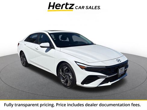 Used 2025 Hyundai Elantra SEL FWD image 1