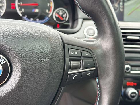Used 2013 BMW M5 RWD image 22